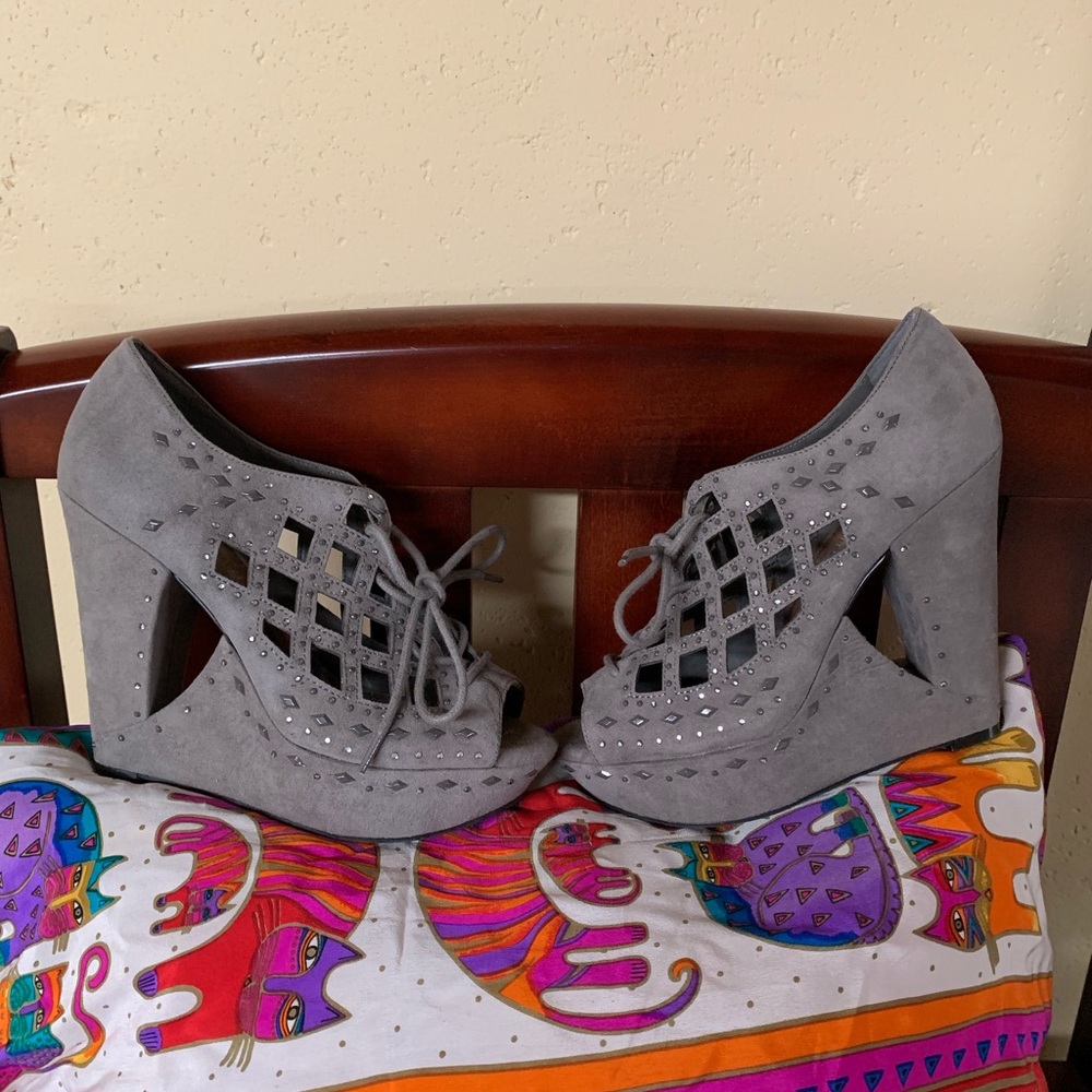 Wedges - Picture 6 of 8
